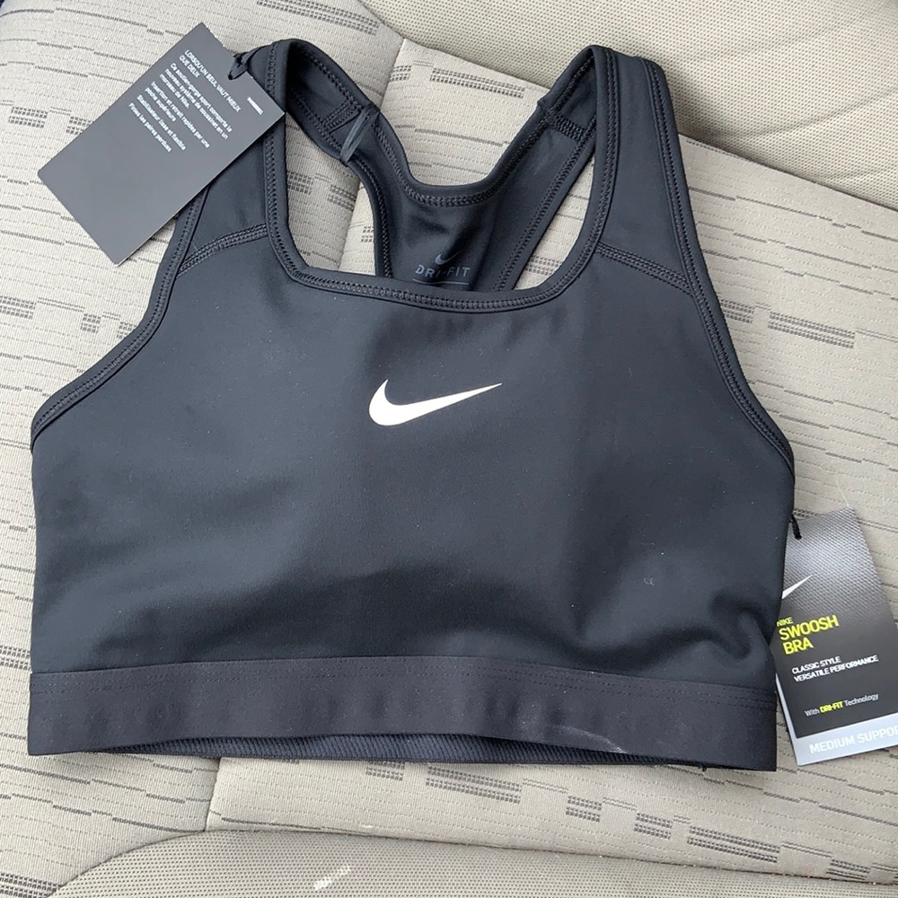 Nike Swoosh Bra